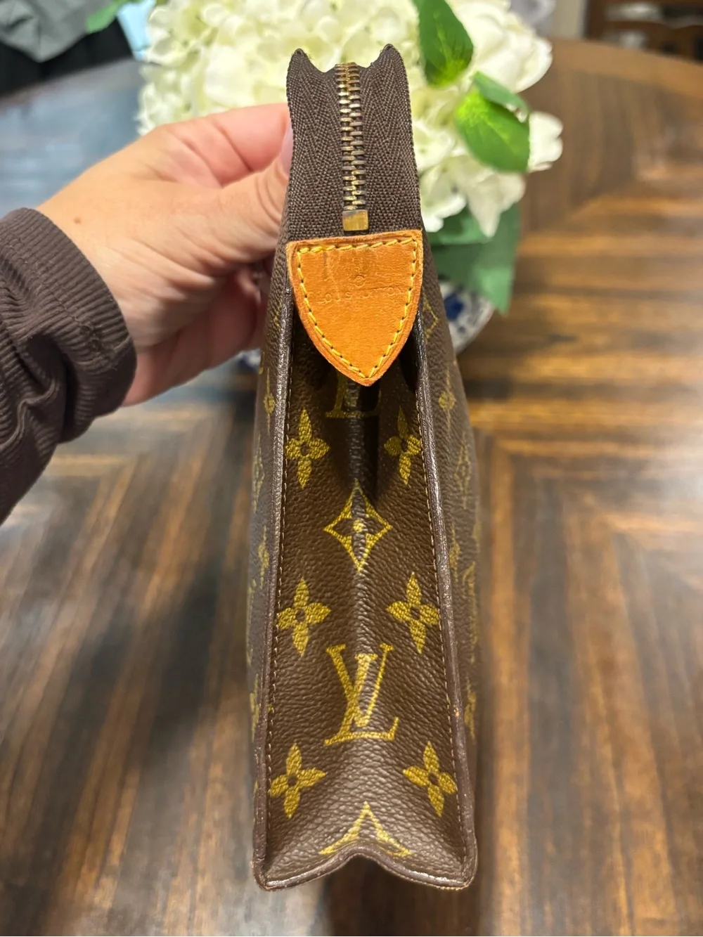 Louis Vuitton Monogram Toiletry 26